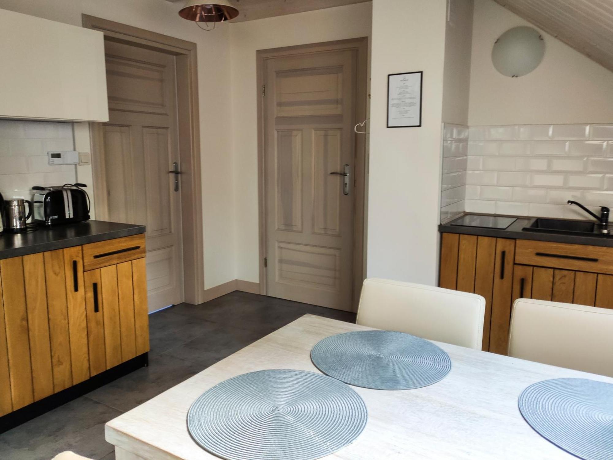 Mazursko - Komfortowe Apartamenty Nad Jeziorem, Sauna, Kominki Na Parterze Кретовины Номер фото