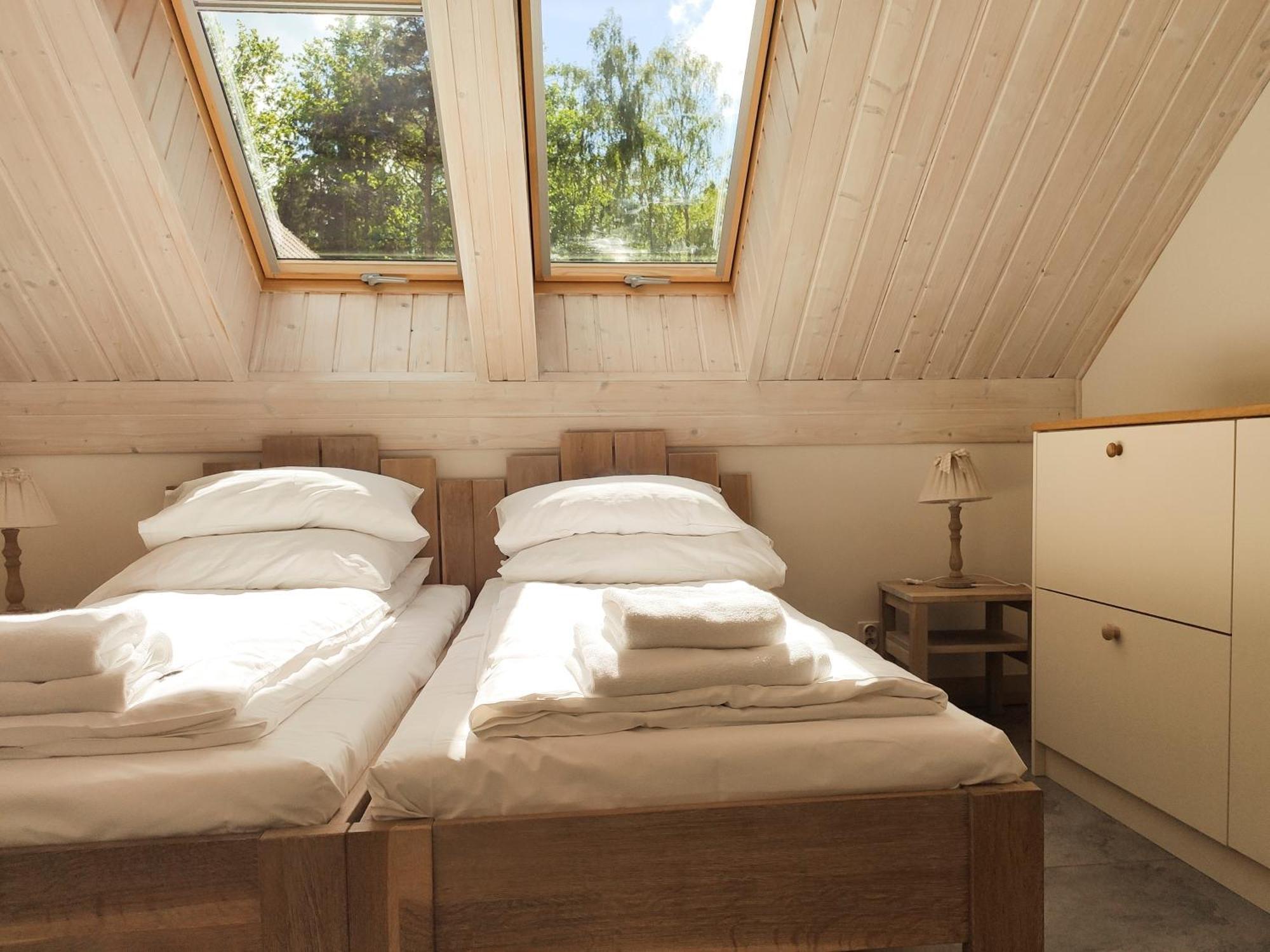 Mazursko - Komfortowe Apartamenty Nad Jeziorem, Sauna, Kominki Na Parterze Кретовины Номер фото